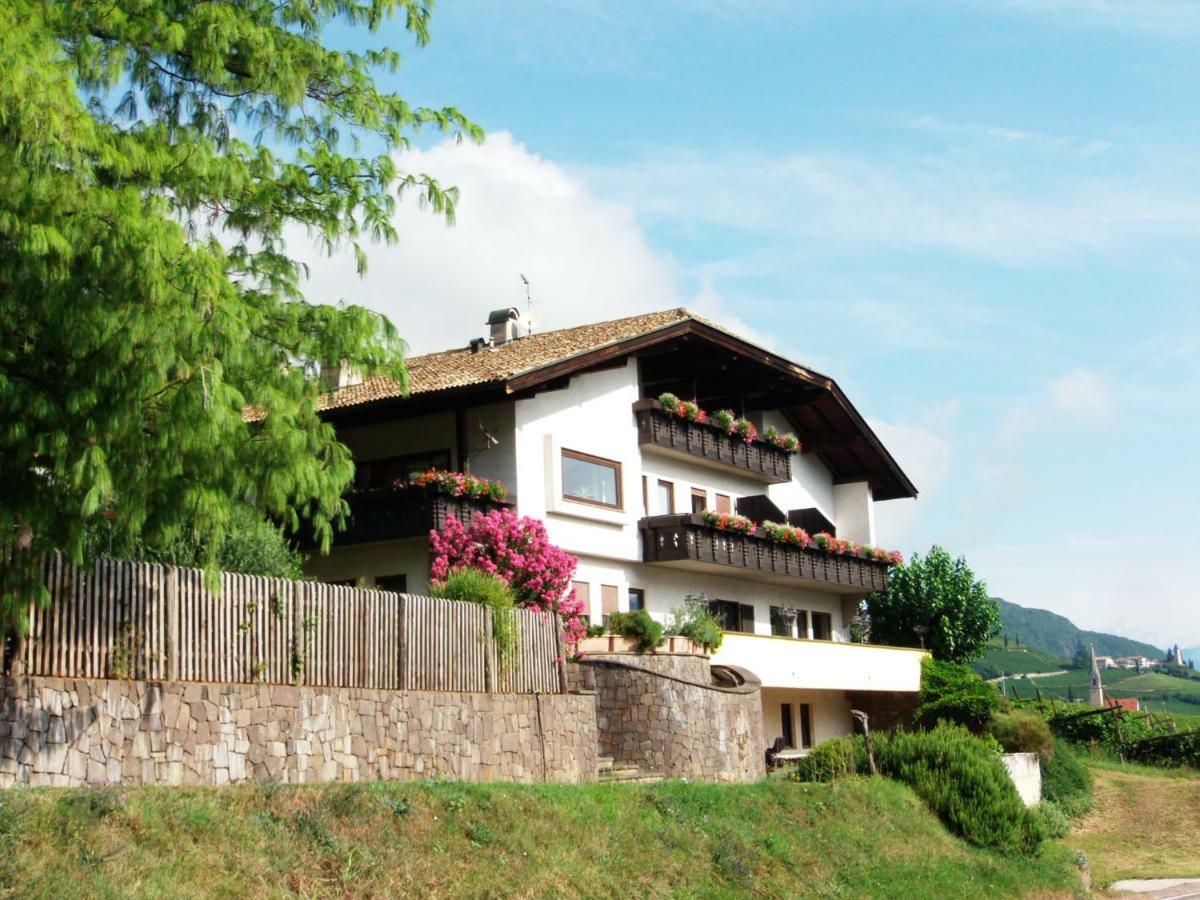 Garni Runggner Traubenhof Hotel Termeno Exterior photo